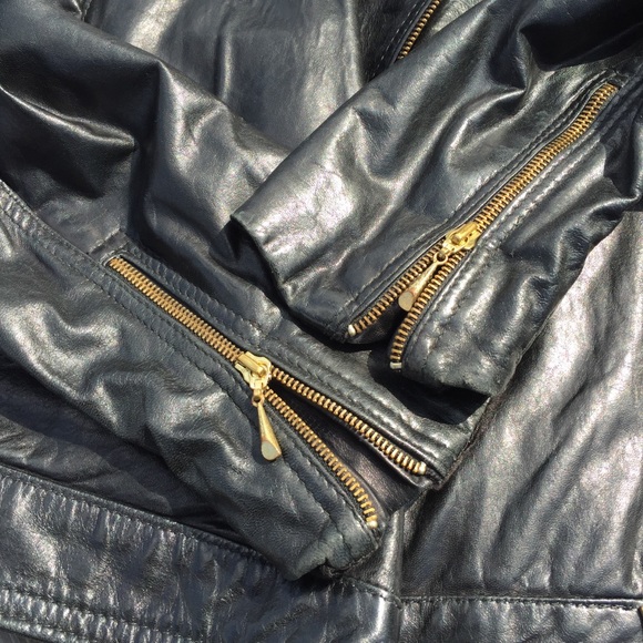 Vintage Leather Jacket - Picture 7 of 9